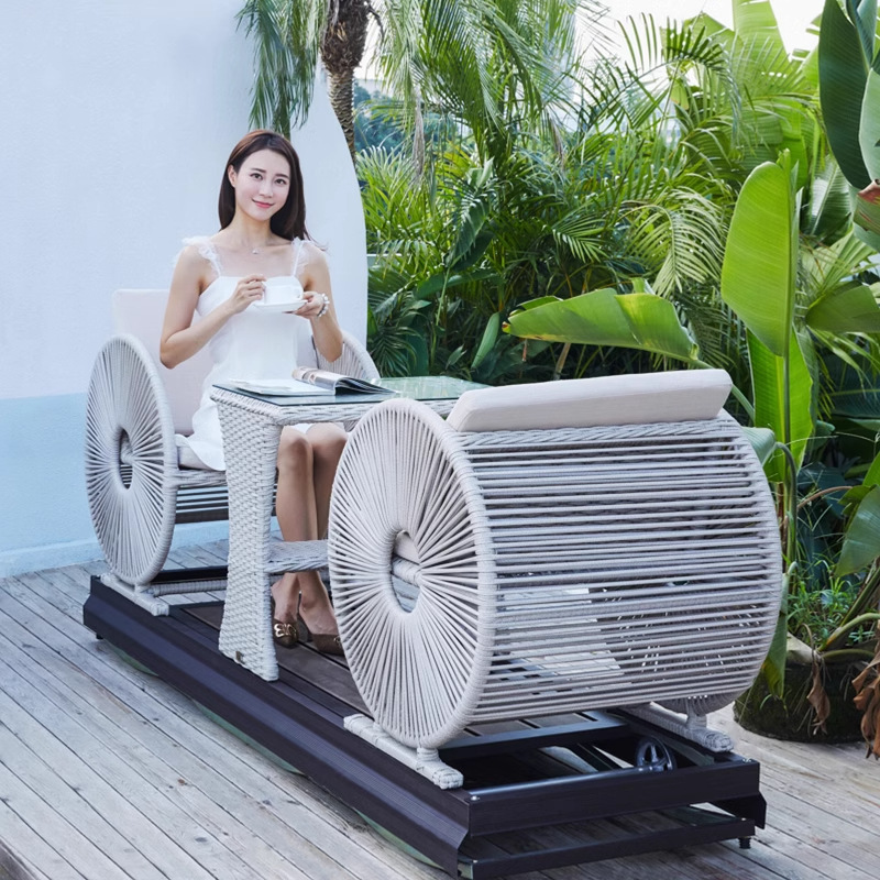 เก้าอี้โยกสองล้อแบบกันน้ำทันสม - Outdoor Power Recliner บทวิจารณ์และราคา